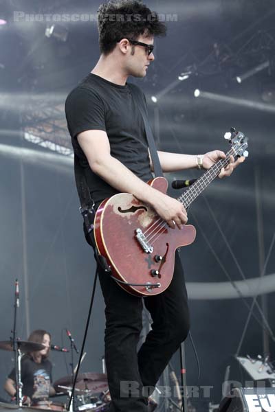 BLACK REBEL MOTORCYCLE CLUB - 2013-07-06 - BELFORT - Presqu'ile du Malsaucy - Robert Levon Been - Leah Shapiro